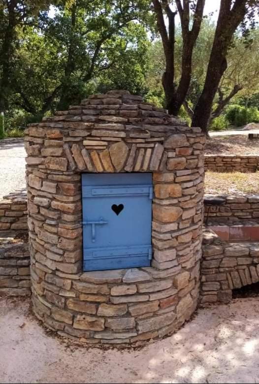Comorebi Provence Entrecasteaux Eksteriør billede