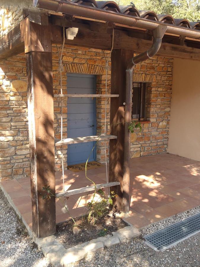 Comorebi Provence Entrecasteaux Eksteriør billede